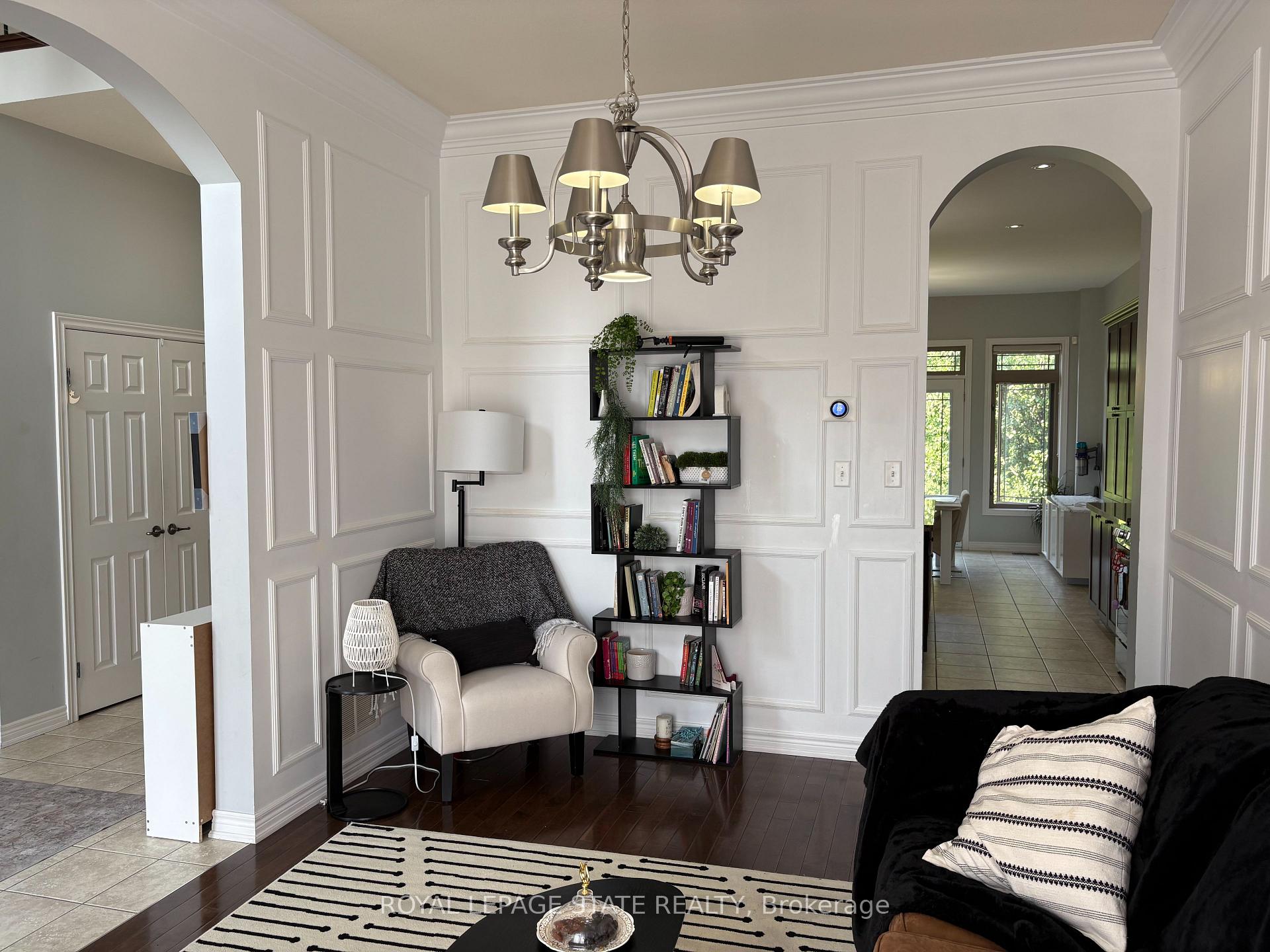 Photo 7 of 104 Diiorio Circle, Hamilton, Meadowlands — HOMEH