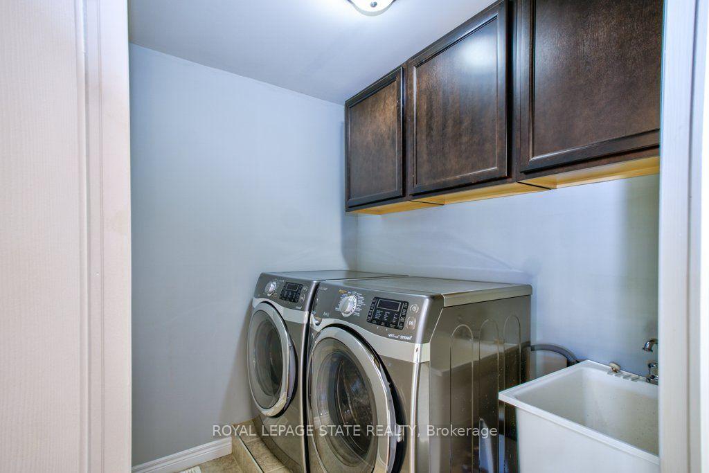 Photo 33 of 104 Diiorio Circle, Hamilton, Meadowlands — HOMEH