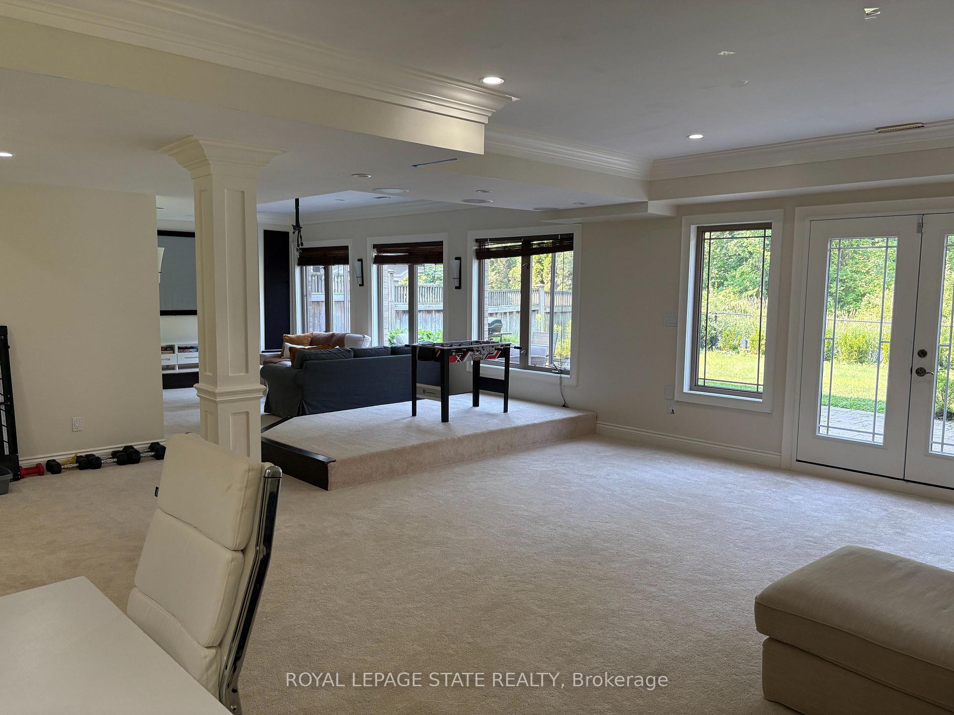 Photo 34 of 104 Diiorio Circle, Hamilton, Meadowlands — HOMEH