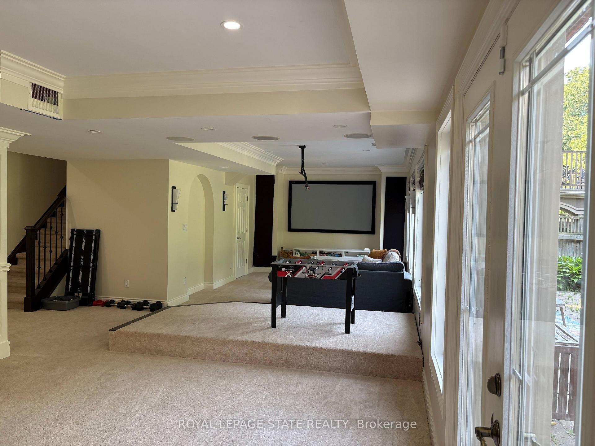 Photo 35 of 104 Diiorio Circle, Hamilton, Meadowlands — HOMEH