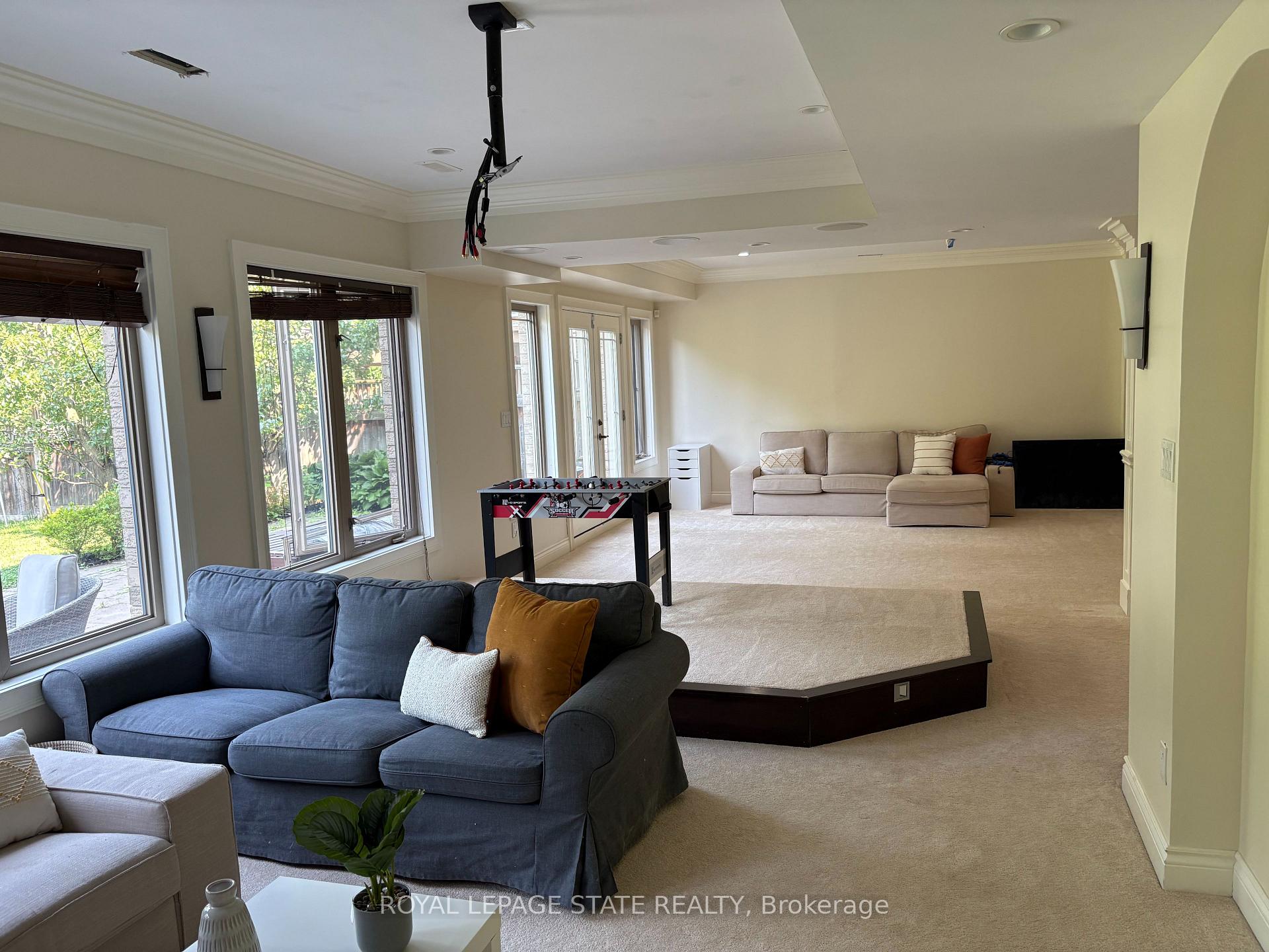 Photo 37 of 104 Diiorio Circle, Hamilton, Meadowlands — HOMEH