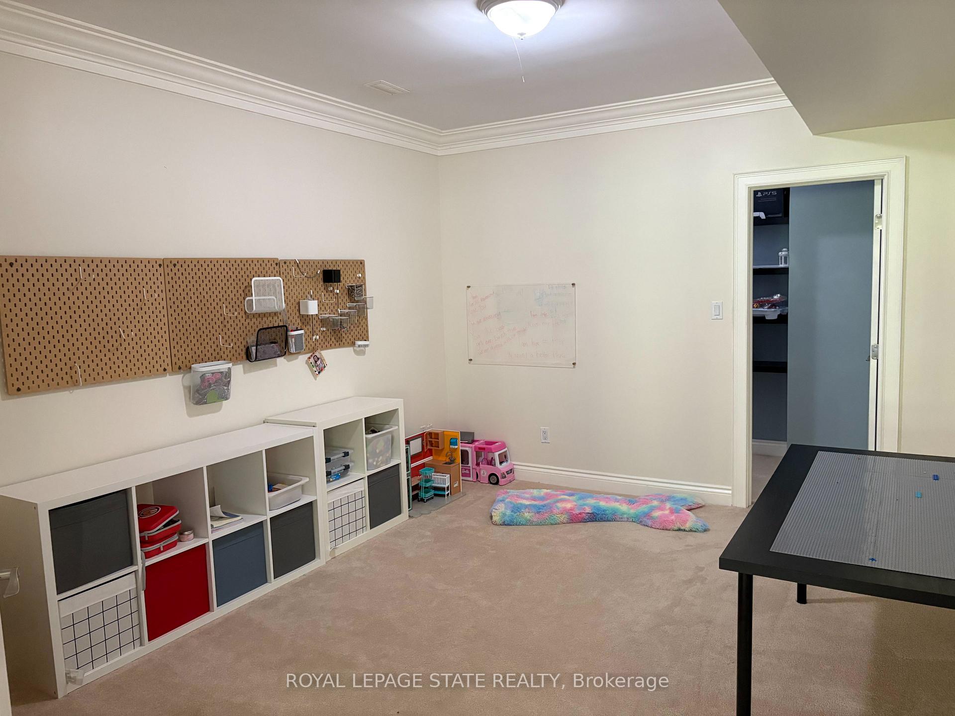 Photo 39 of 104 Diiorio Circle, Hamilton, Meadowlands — HOMEH
