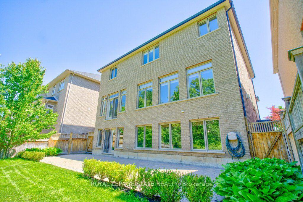 Photo 43 of 104 Diiorio Circle, Hamilton, Meadowlands — HOMEH