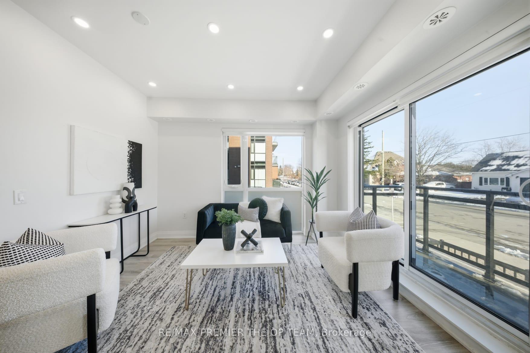 Photo 9 of Unit 702, 48 Coles Avenue, Vaughan, Vaughan Grove — HOMEH