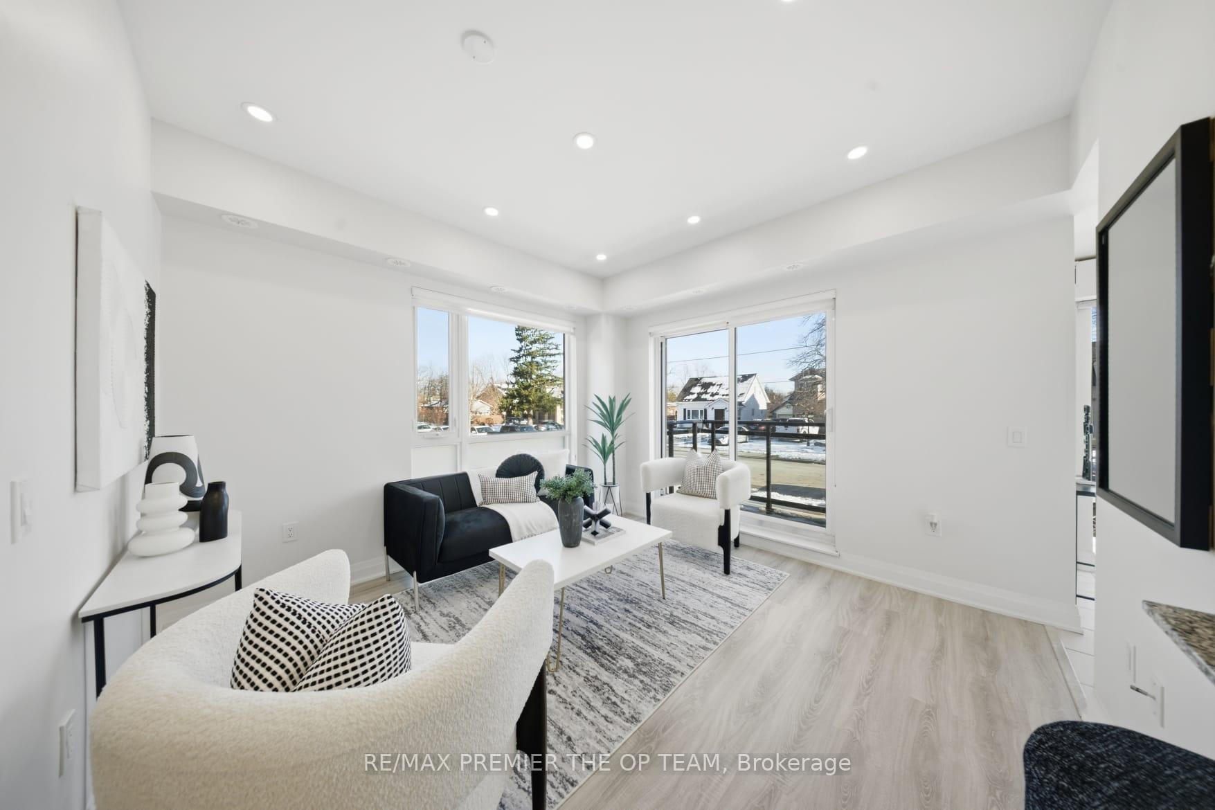 Photo 10 of Unit 702, 48 Coles Avenue, Vaughan, Vaughan Grove — HOMEH