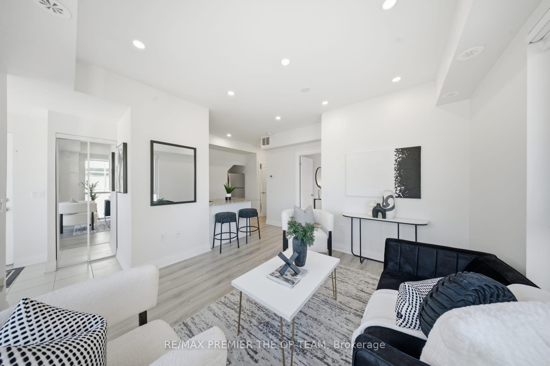 Photo 11 of Unit 702, 48 Coles Avenue, Vaughan, Vaughan Grove — HOMEH