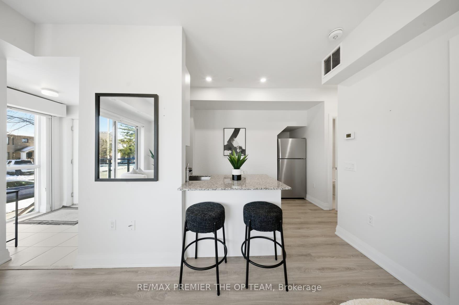 Photo 13 of Unit 702, 48 Coles Avenue, Vaughan, Vaughan Grove — HOMEH