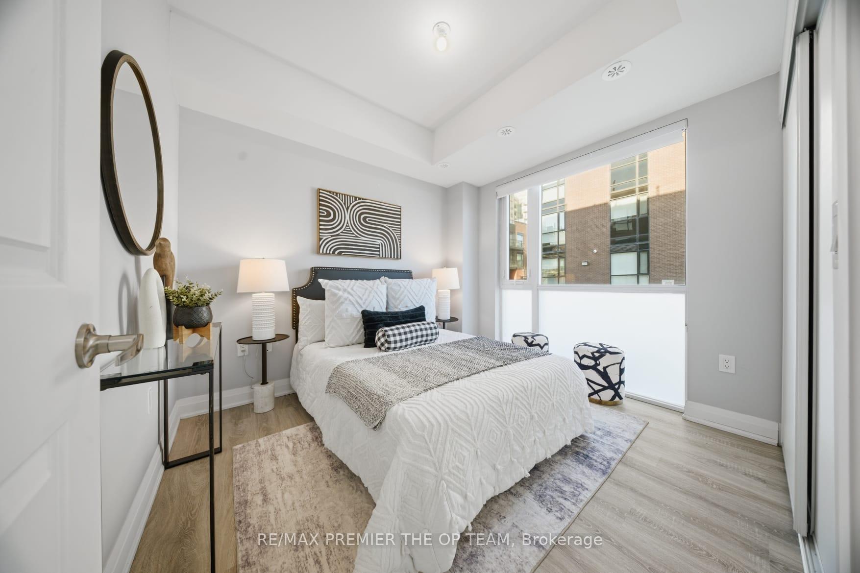 Photo 21 of Unit 702, 48 Coles Avenue, Vaughan, Vaughan Grove — HOMEH