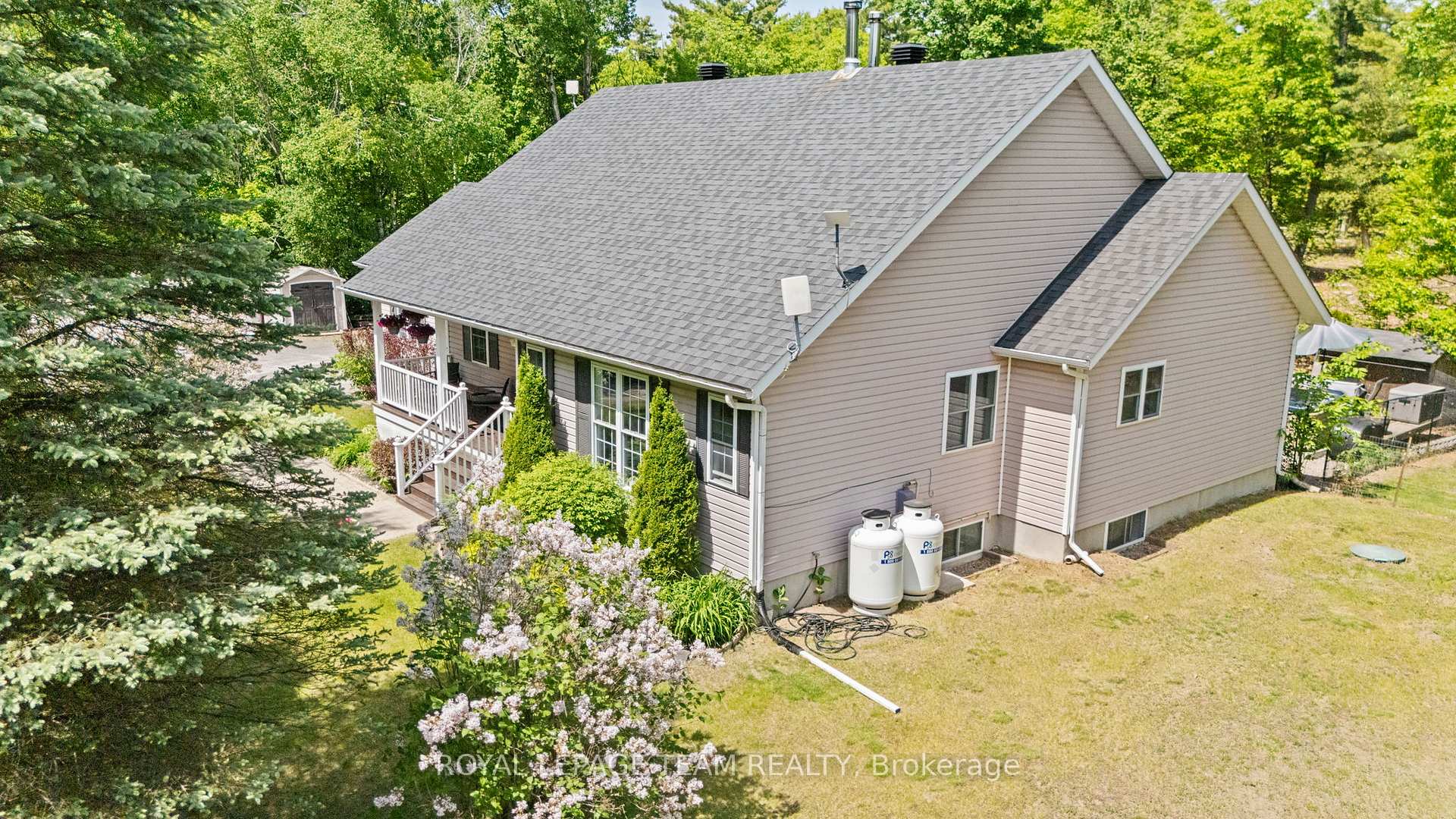 Photo 4 of 5040 Stonecrest Road, Ottawa, Woodlawn/Maclarens Landing/Kilmaurs — HOMEH