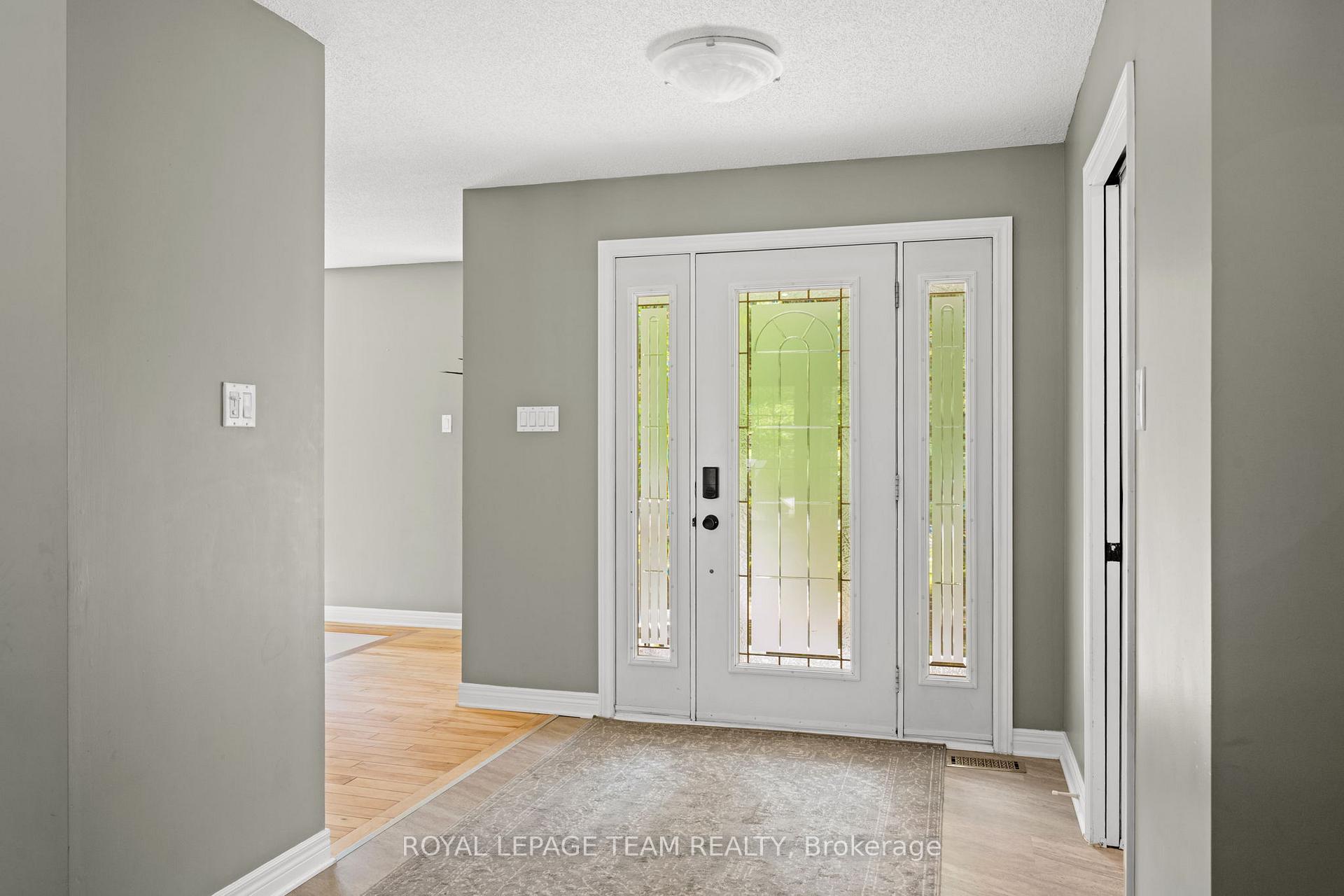Photo 12 of 5040 Stonecrest Road, Ottawa, Woodlawn/Maclarens Landing/Kilmaurs — HOMEH