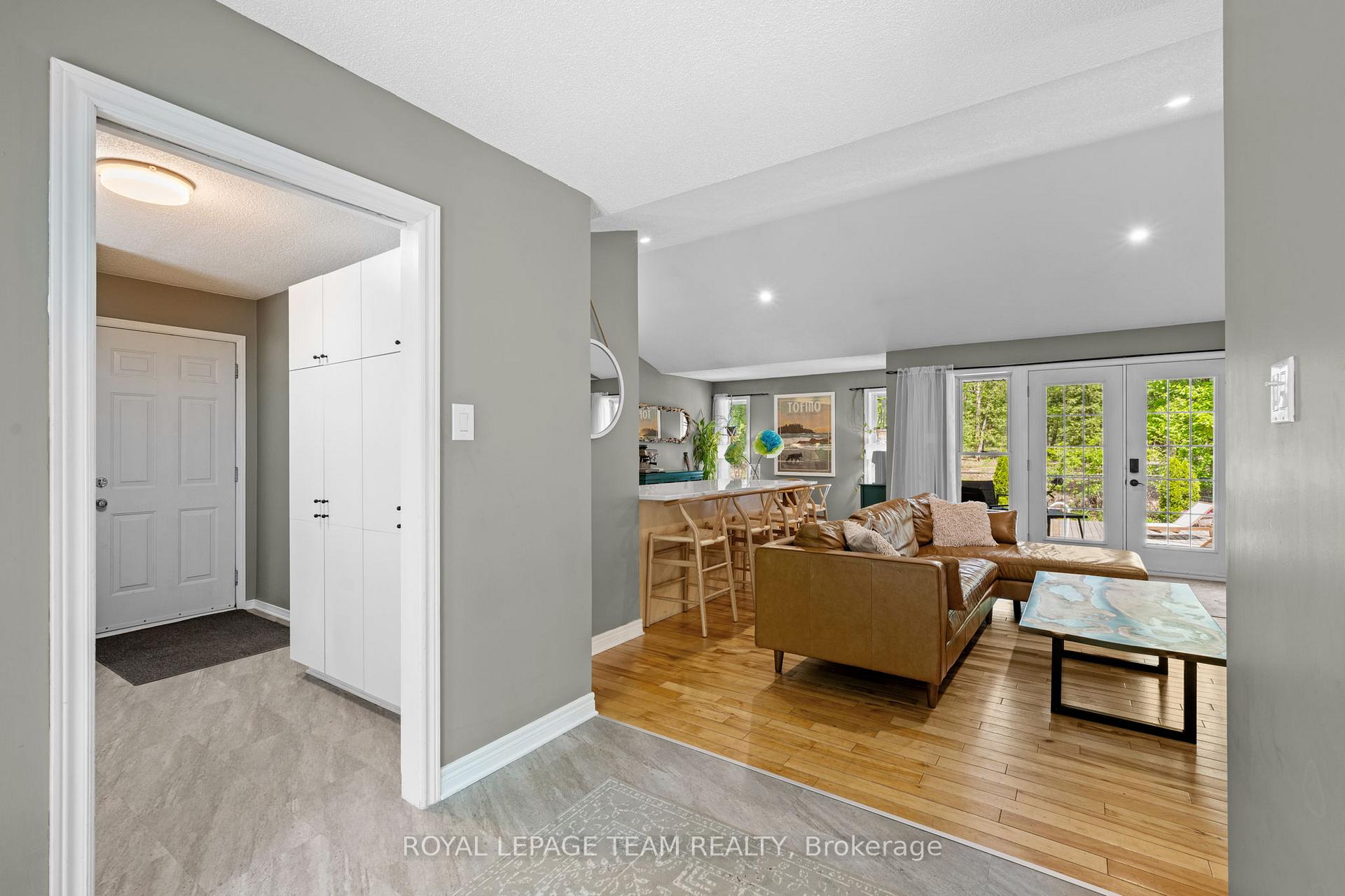 Photo 13 of 5040 Stonecrest Road, Ottawa, Woodlawn/Maclarens Landing/Kilmaurs — HOMEH