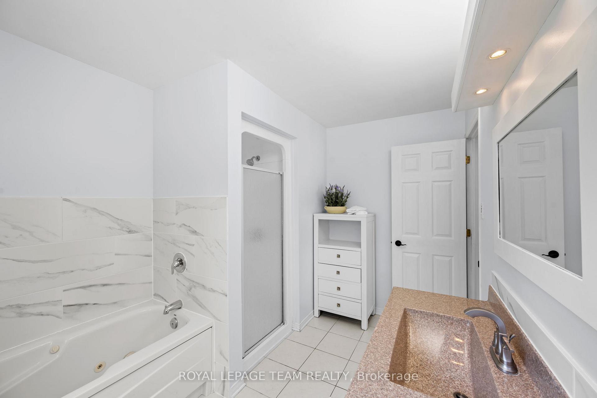 Photo 26 of 5040 Stonecrest Road, Ottawa, Woodlawn/Maclarens Landing/Kilmaurs — HOMEH