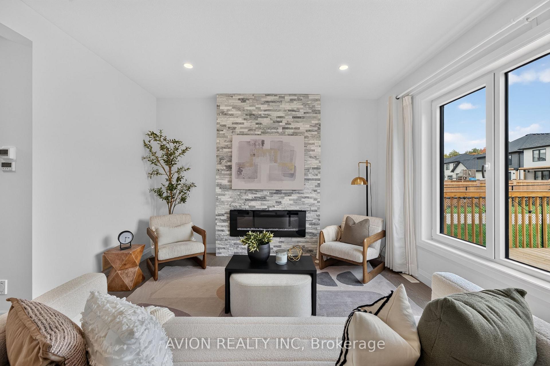 Photo 9 of 1779 Applerock Avenue, London, North S — HOMEH