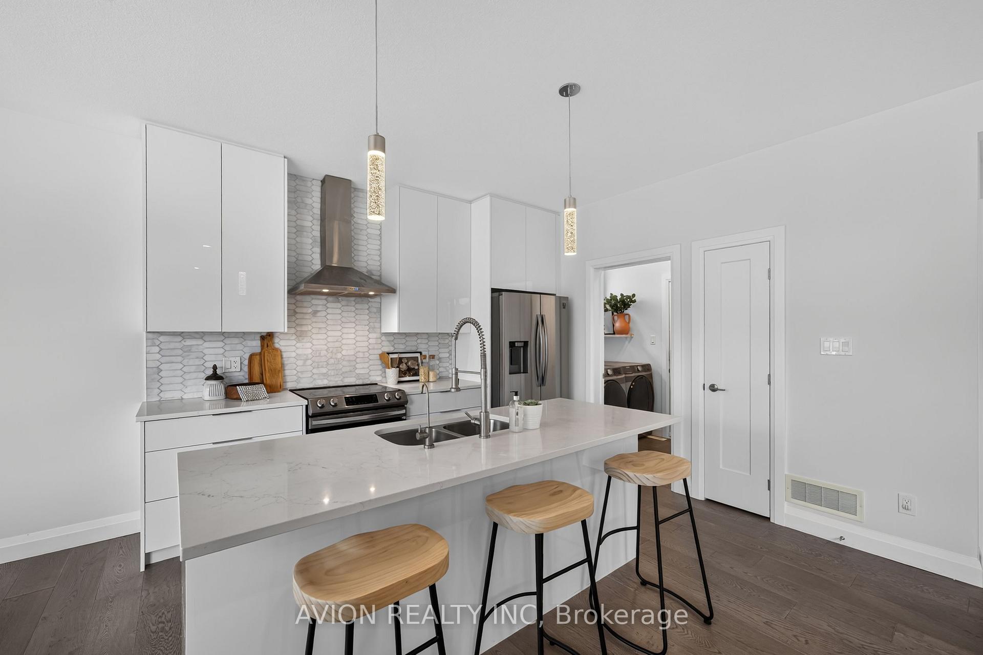 Photo 15 of 1779 Applerock Avenue, London, North S — HOMEH