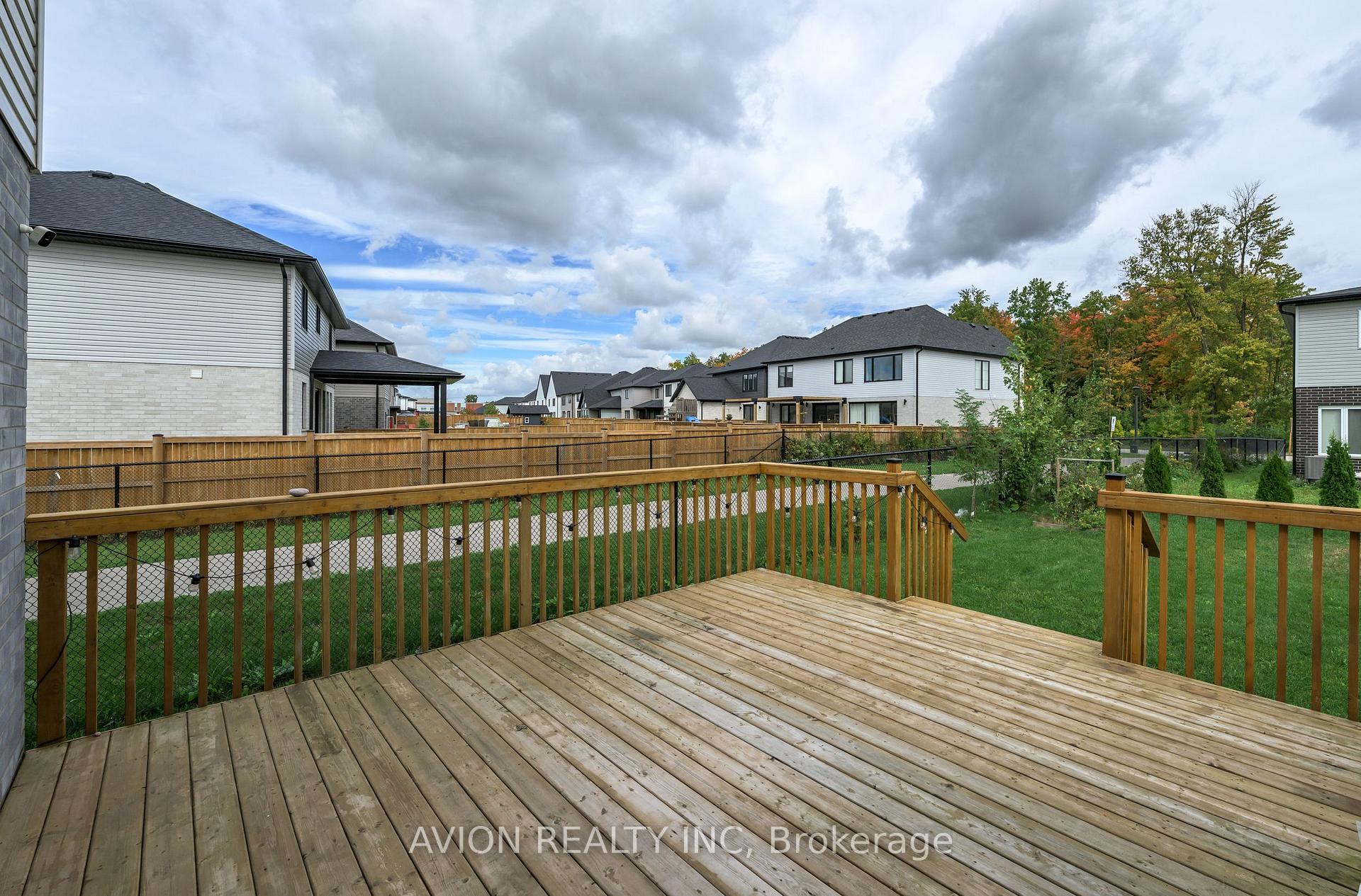 Photo 33 of 1779 Applerock Avenue, London, North S — HOMEH