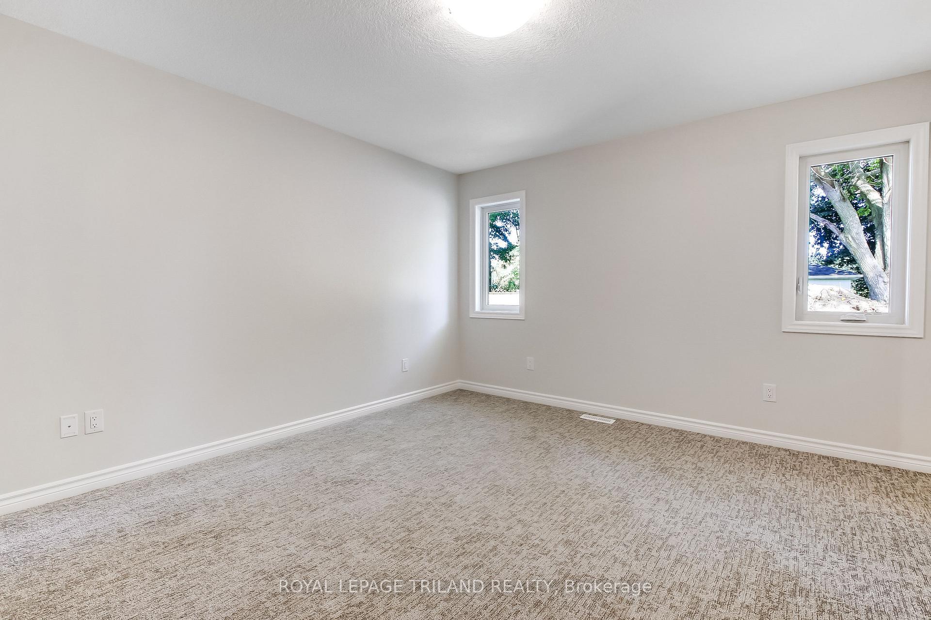Photo 18 of 283 Ridout Street, West Elgin, Rodney — HOMEH