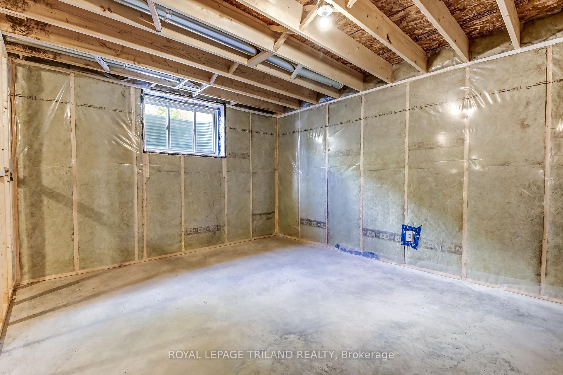 Photo 23 of 283 Ridout Street, West Elgin, Rodney — HOMEH