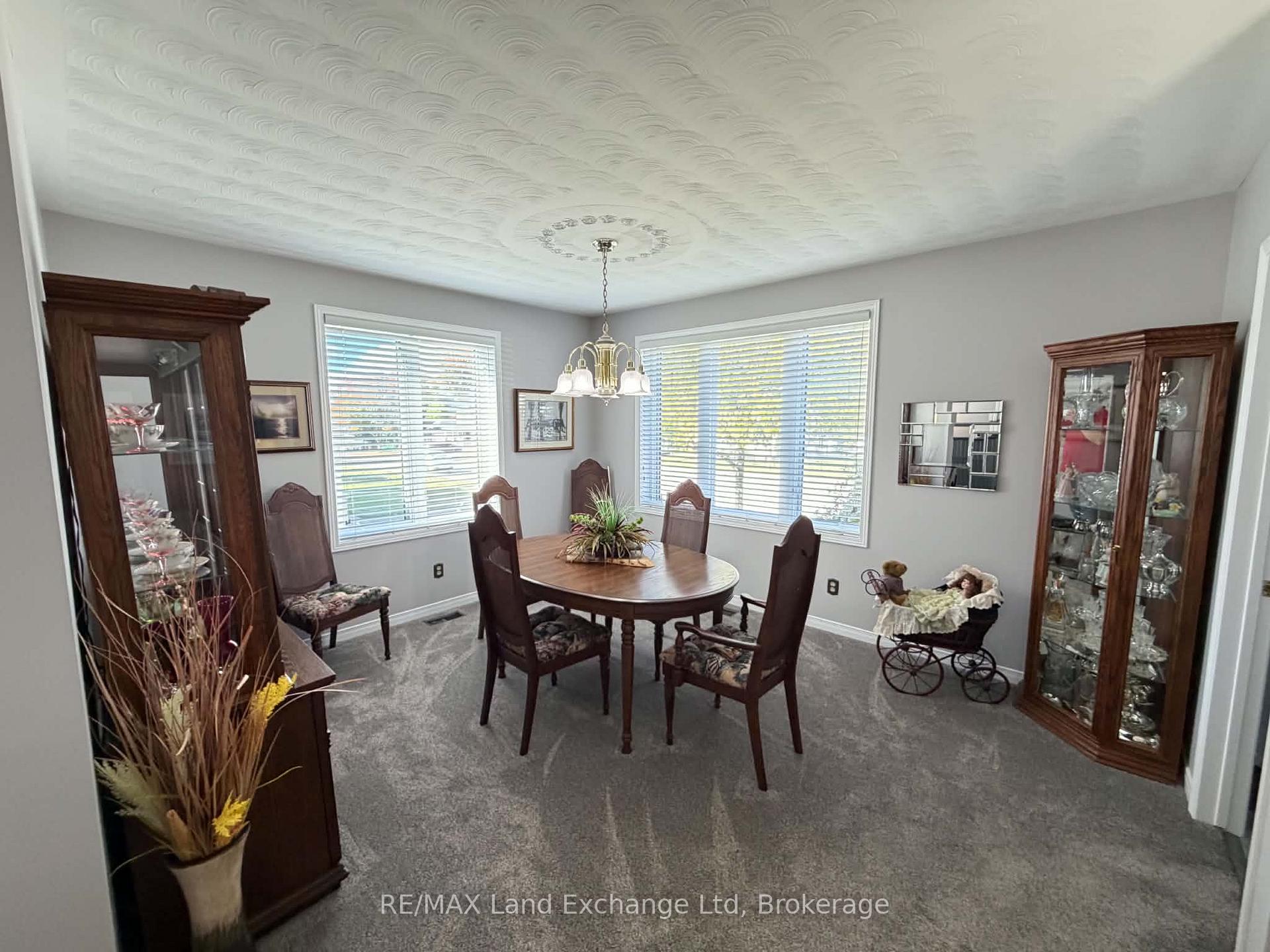 Photo 9 of 118 Victoria Street E, North Huron, Wingham — HOMEH