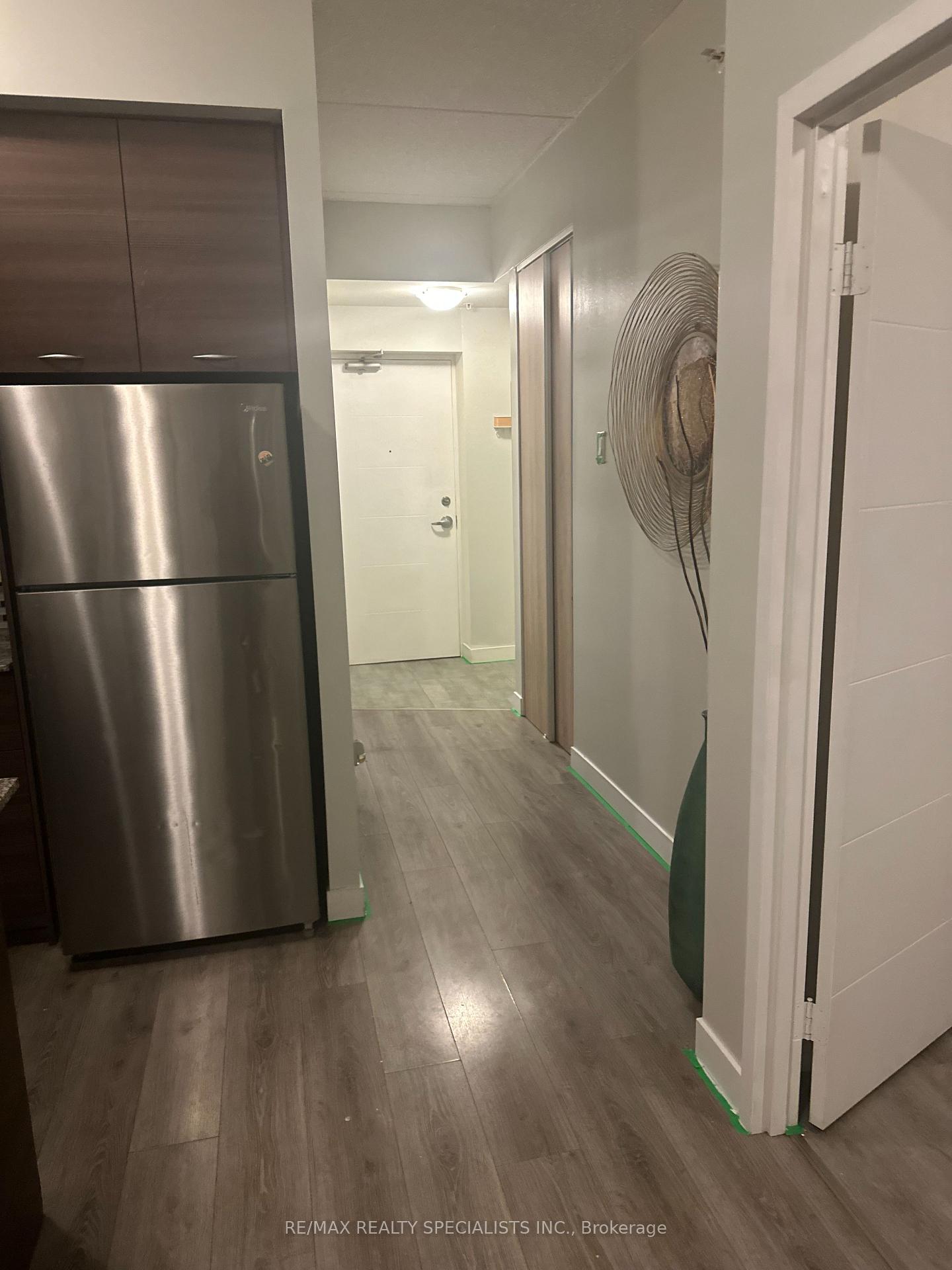 Photo 6 of Unit 501, 318 Spruce Street, Waterloo, Downtown Waterloo — HOMEH