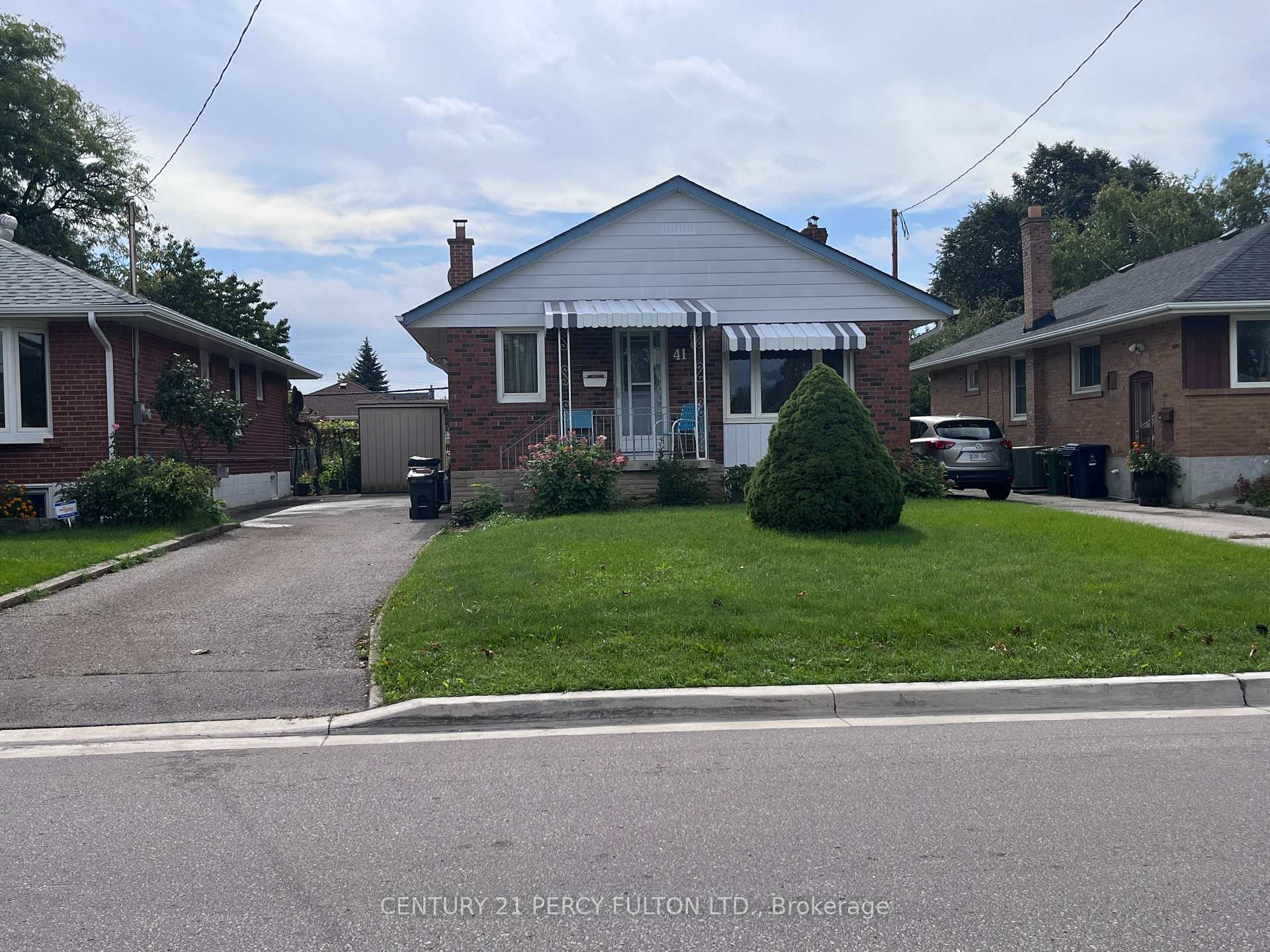 Photo 1 of 41 Pachino Boulevard, Scarborough, Wexford-Maryvale — HOMEH