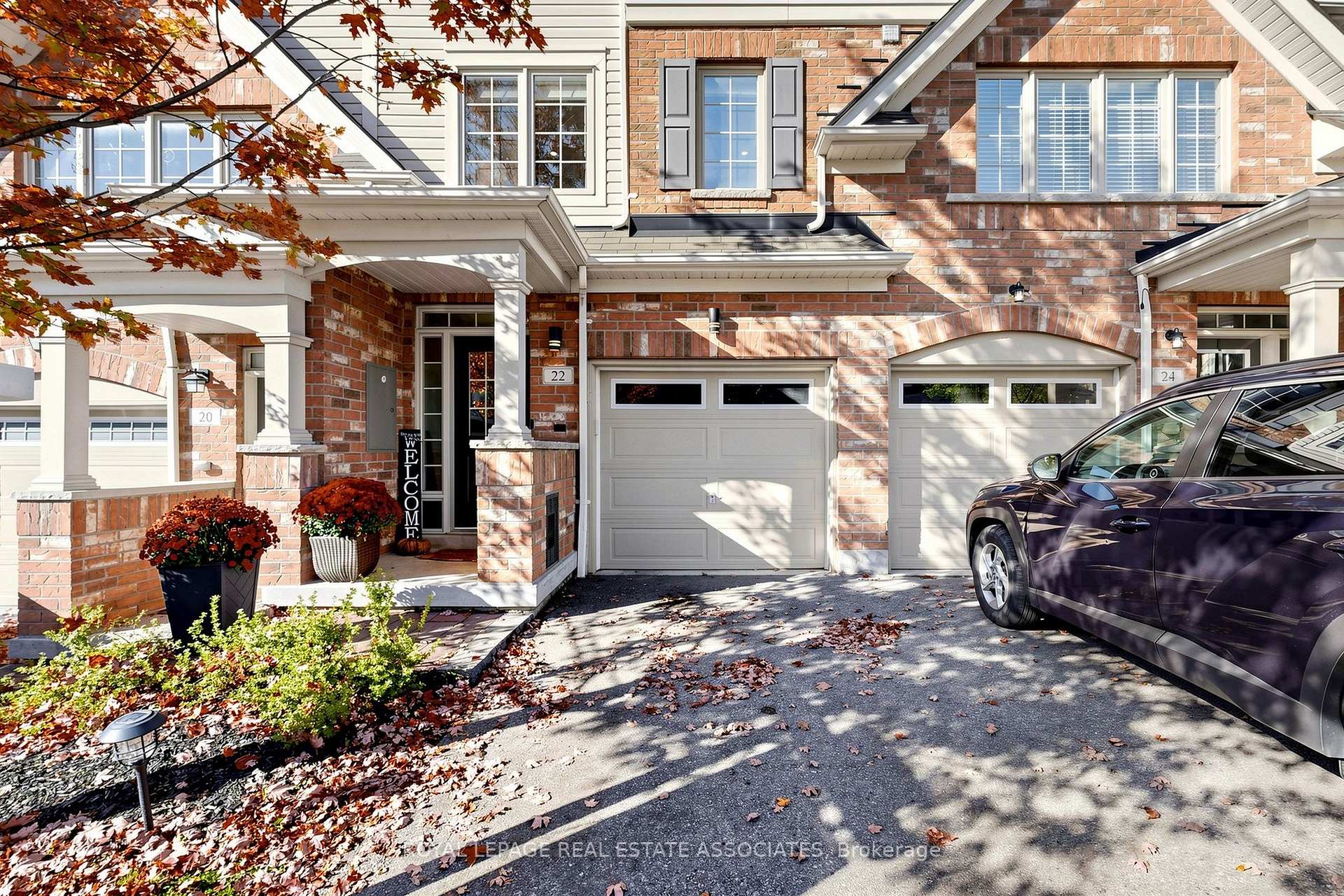 Photo 2 of 22 Benjamin Way, Whitby, Blue Grass Meadows — HOMEH