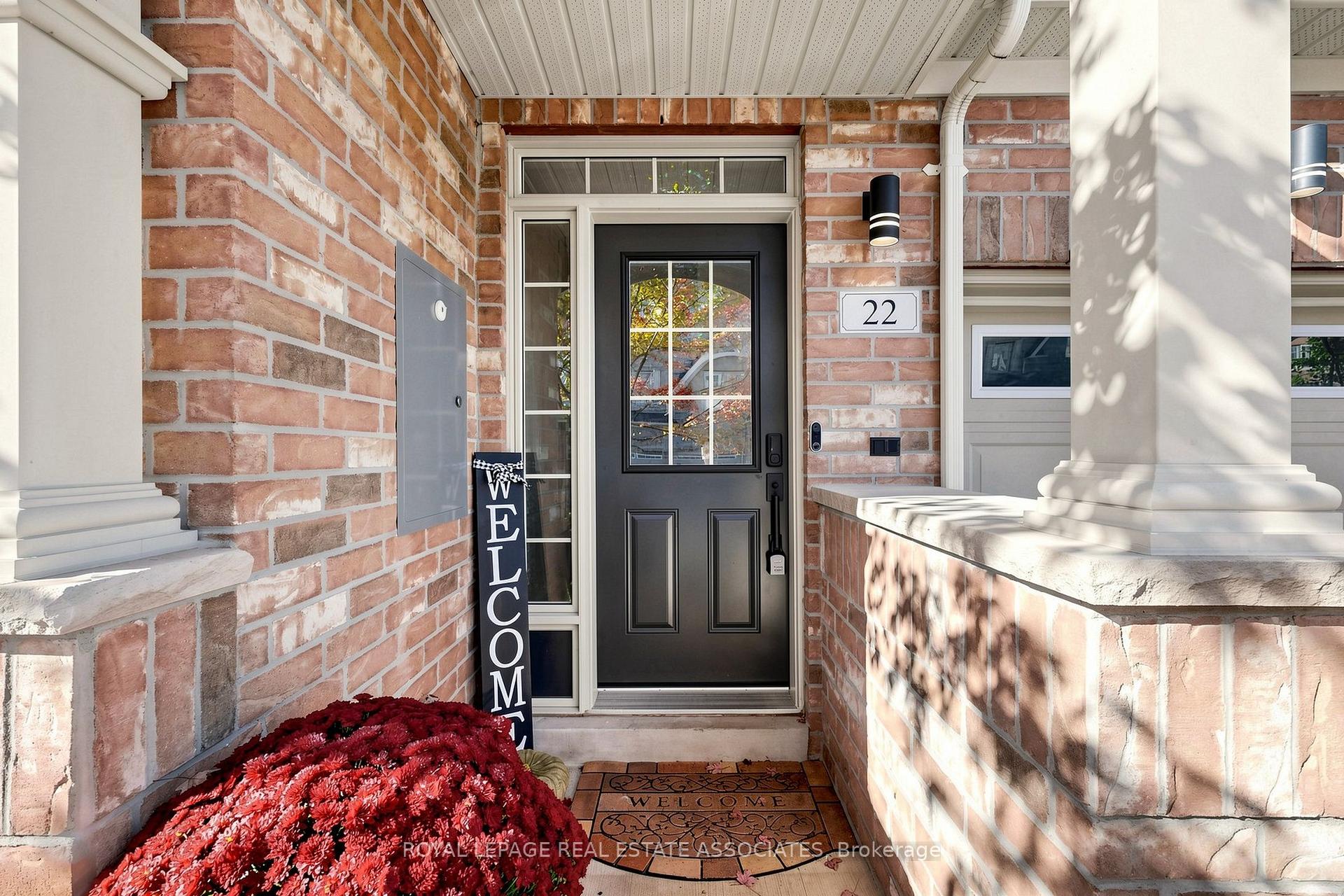 Photo 3 of 22 Benjamin Way, Whitby, Blue Grass Meadows — HOMEH