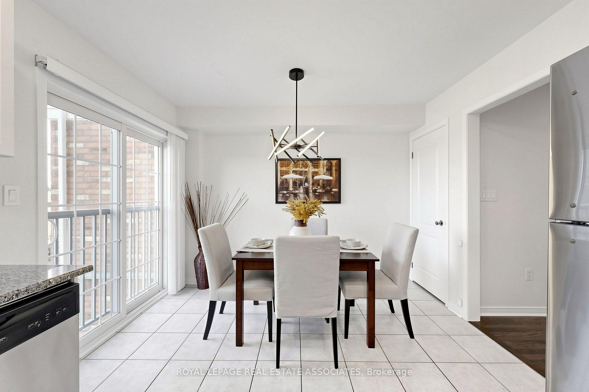 Photo 13 of 22 Benjamin Way, Whitby, Blue Grass Meadows — HOMEH