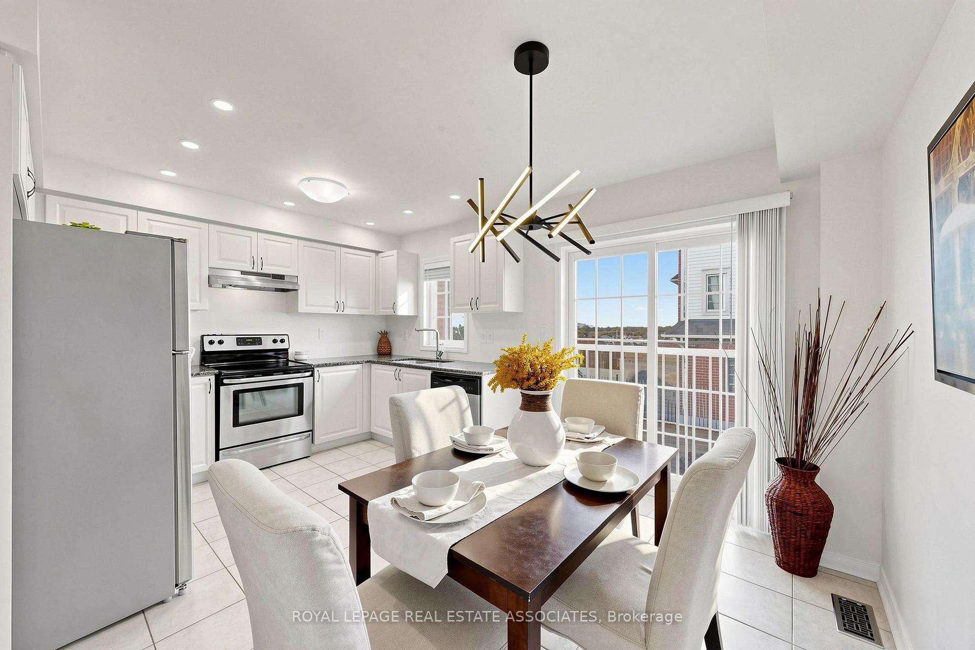 Photo 17 of 22 Benjamin Way, Whitby, Blue Grass Meadows — HOMEH