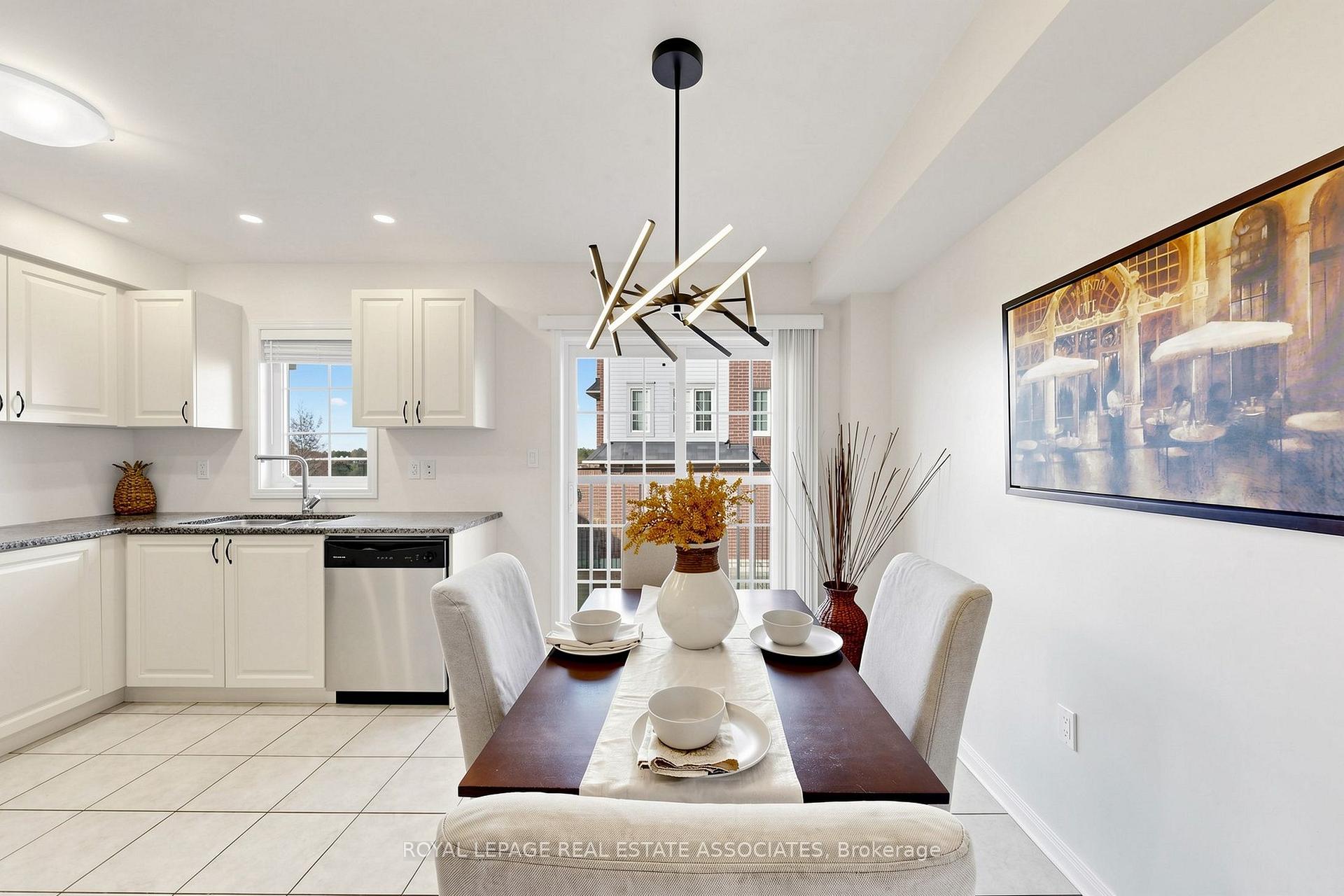 Photo 18 of 22 Benjamin Way, Whitby, Blue Grass Meadows — HOMEH