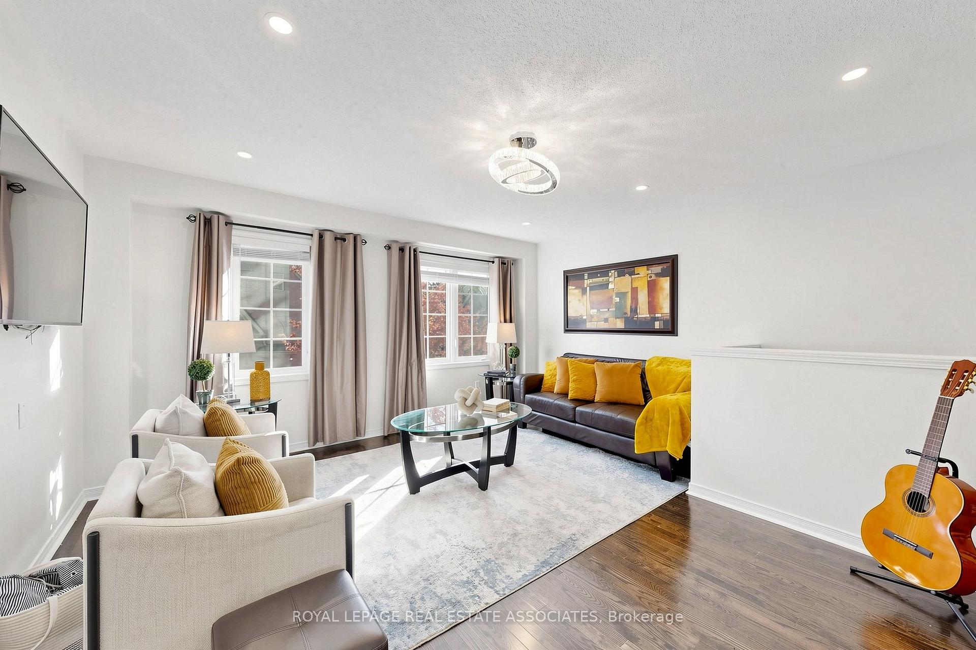 Photo 20 of 22 Benjamin Way, Whitby, Blue Grass Meadows — HOMEH