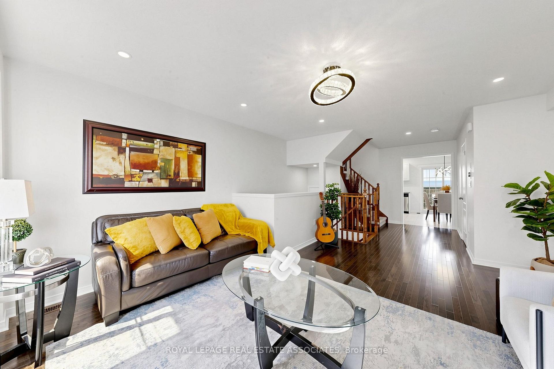 Photo 23 of 22 Benjamin Way, Whitby, Blue Grass Meadows — HOMEH