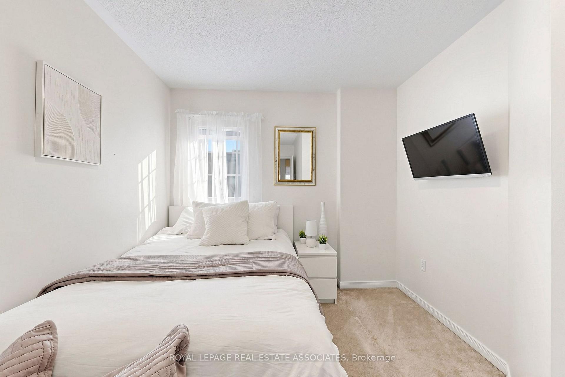 Photo 38 of 22 Benjamin Way, Whitby, Blue Grass Meadows — HOMEH