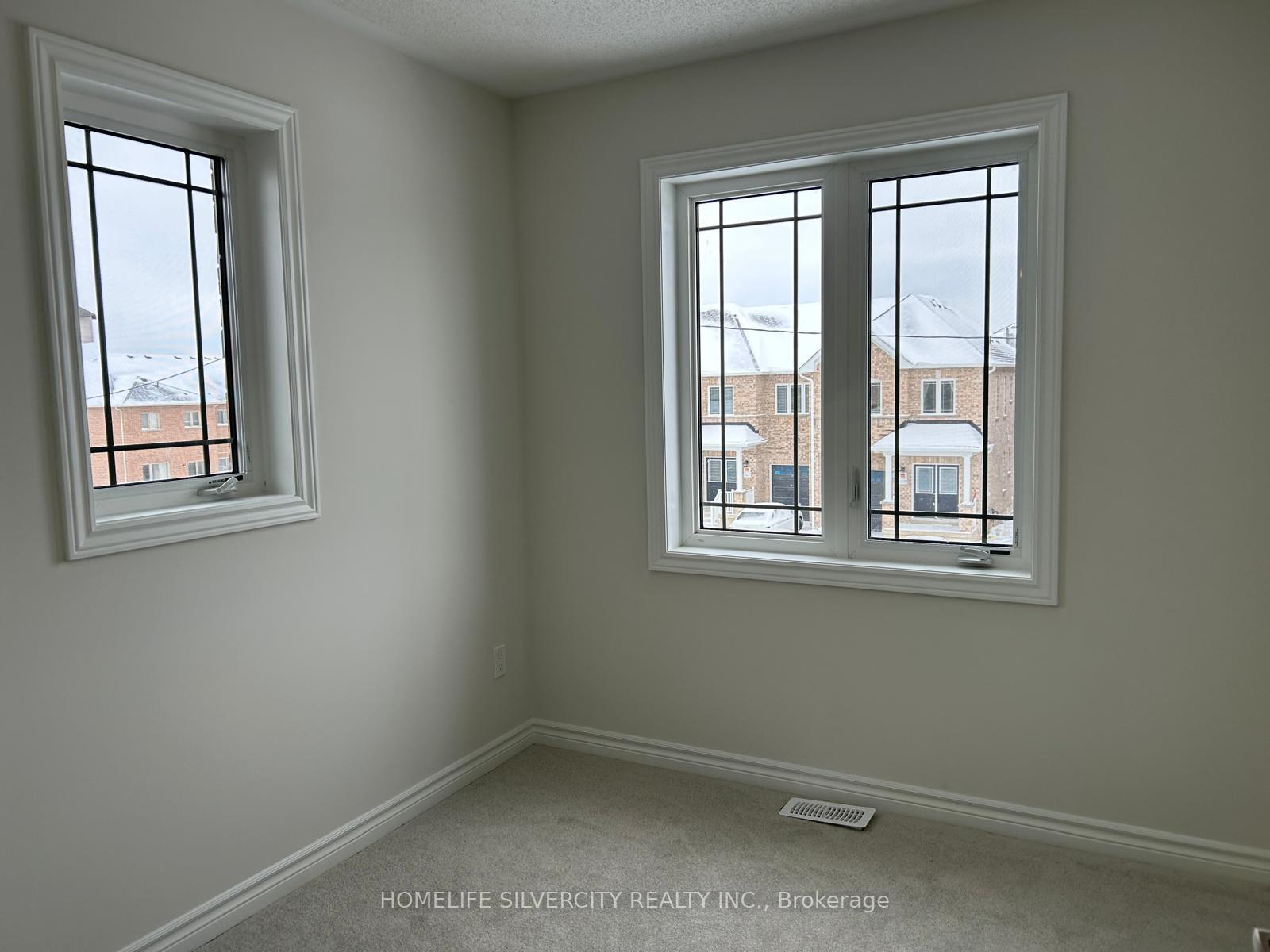 Photo 12 of 76 Baker Street, Thorold, Thorold Downtown — HOMEH