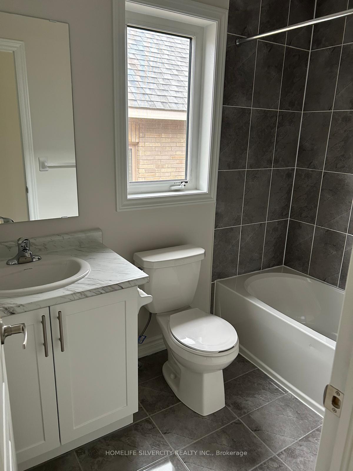 Photo 15 of 76 Baker Street, Thorold, Thorold Downtown — HOMEH