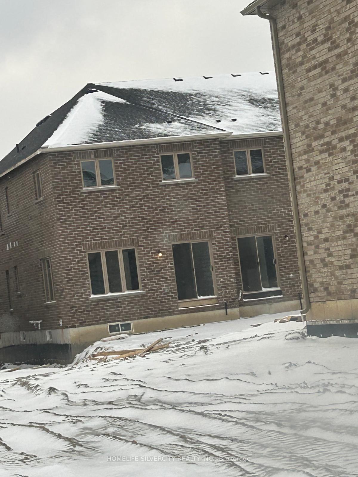 Photo 23 of 76 Baker Street, Thorold, Thorold Downtown — HOMEH