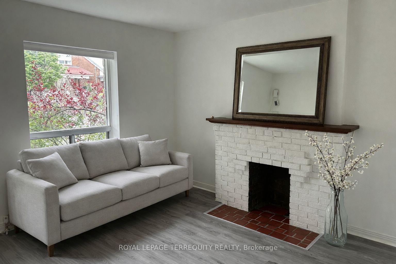 Photo 4 of 167 Westmount Avenue, Toronto, Oakwood Village — HOMEH