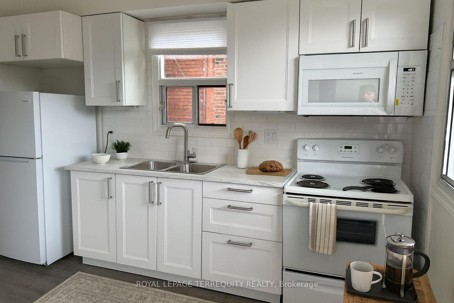 Photo 10 of 167 Westmount Avenue, Toronto, Oakwood Village — HOMEH
