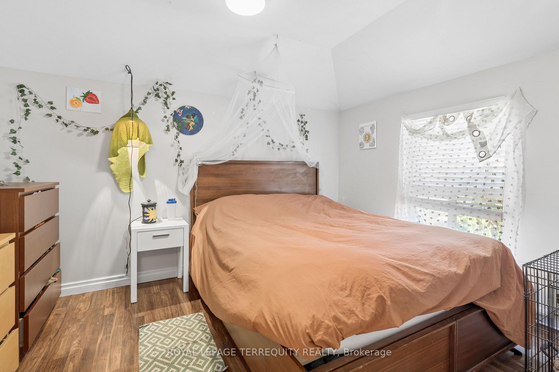Photo 17 of 167 Westmount Avenue, Toronto, Oakwood Village — HOMEH
