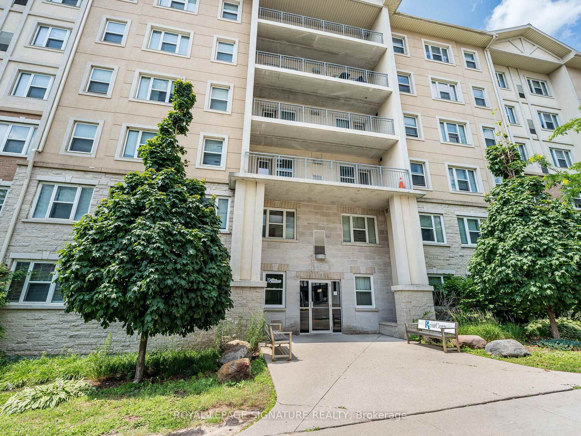 Photo 4 of Unit 206, 251 Lester Street, Waterloo, Downtown Waterloo — HOMEH