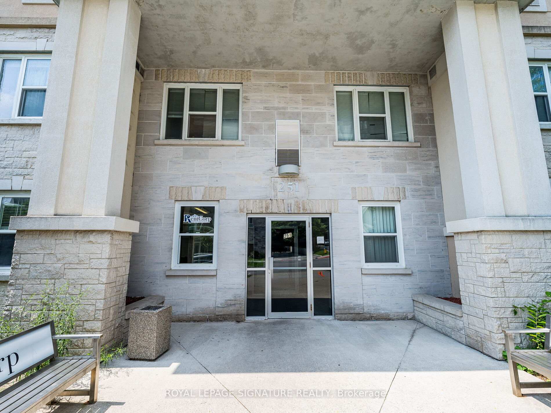Photo 5 of Unit 206, 251 Lester Street, Waterloo, Downtown Waterloo — HOMEH