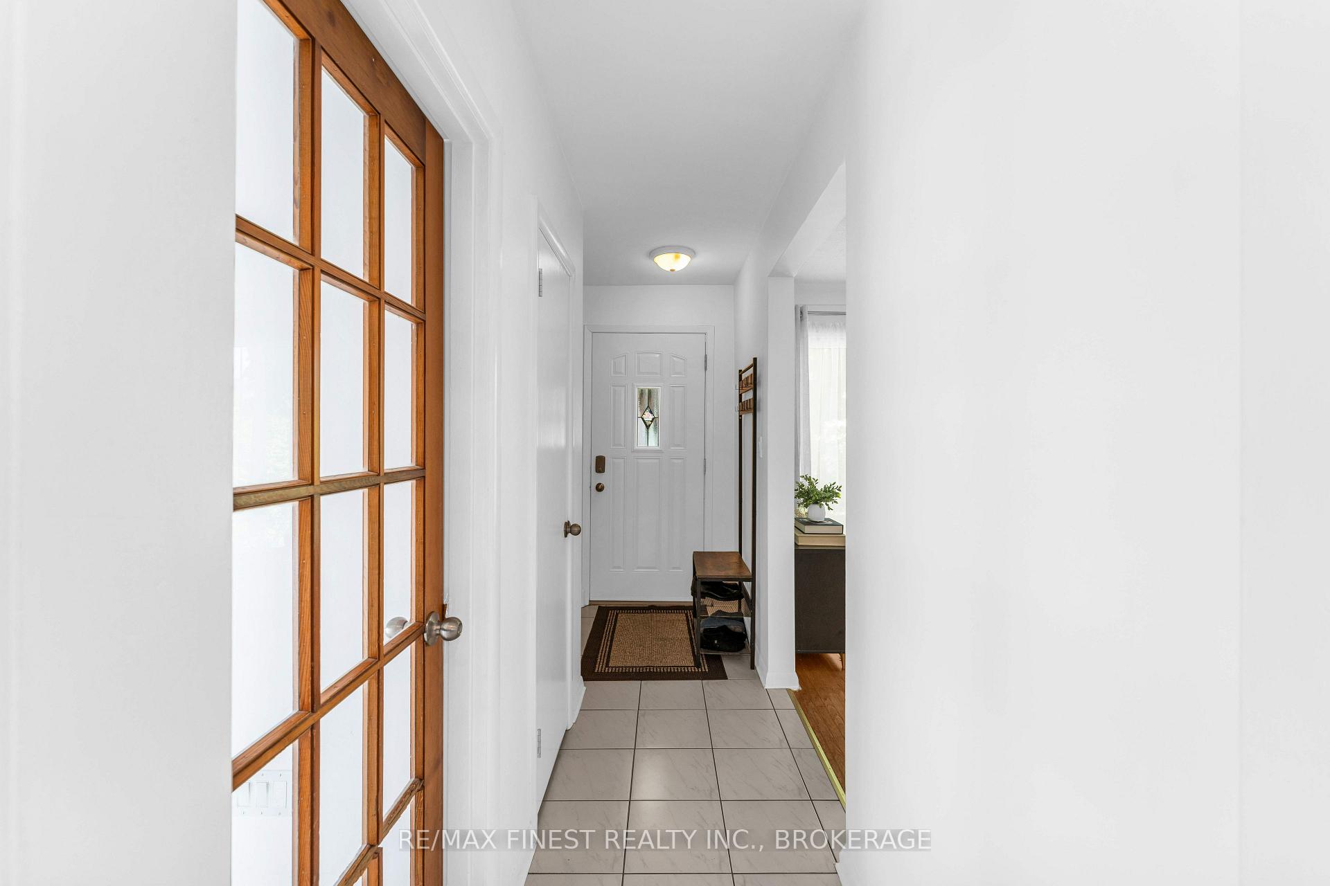 Photo 6 of 330 Meadowcrest Road, Kingston, City SouthWest — HOMEH
