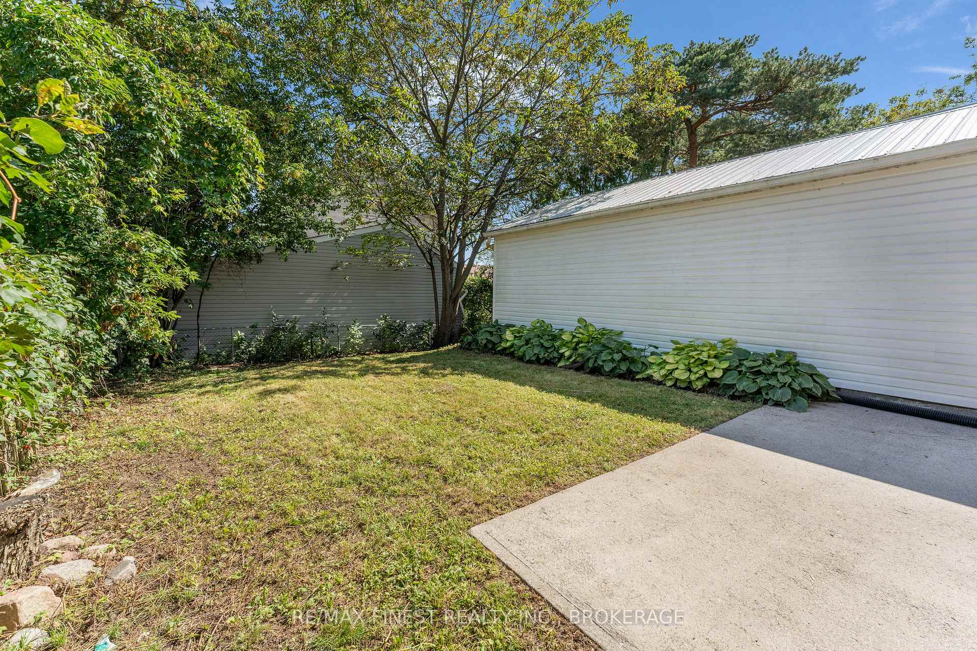 Photo 41 of 330 Meadowcrest Road, Kingston, City SouthWest — HOMEH