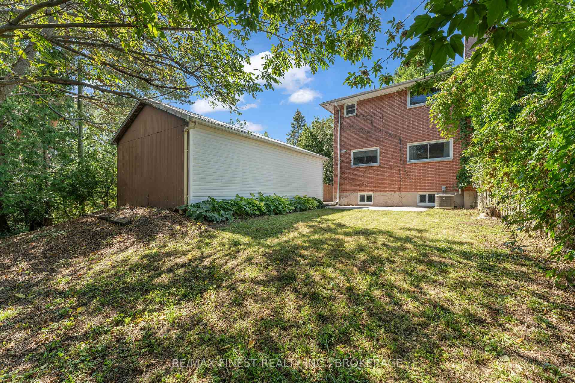 Photo 43 of 330 Meadowcrest Road, Kingston, City SouthWest — HOMEH