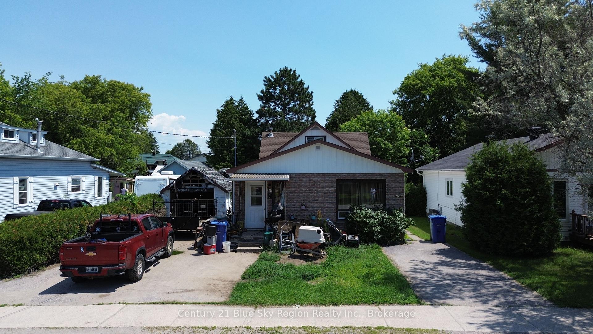 Photo of 100 Nipissing Street