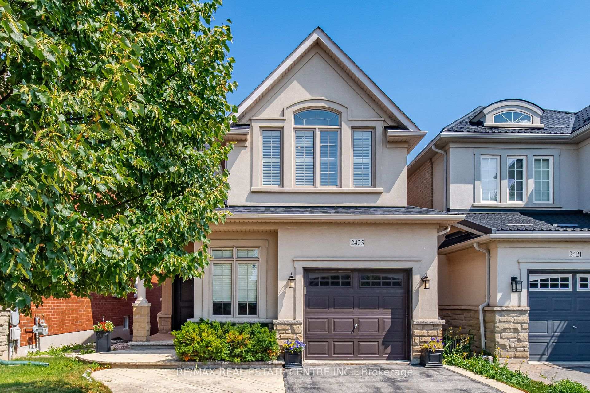Photo of 2425 Quetico Crescent