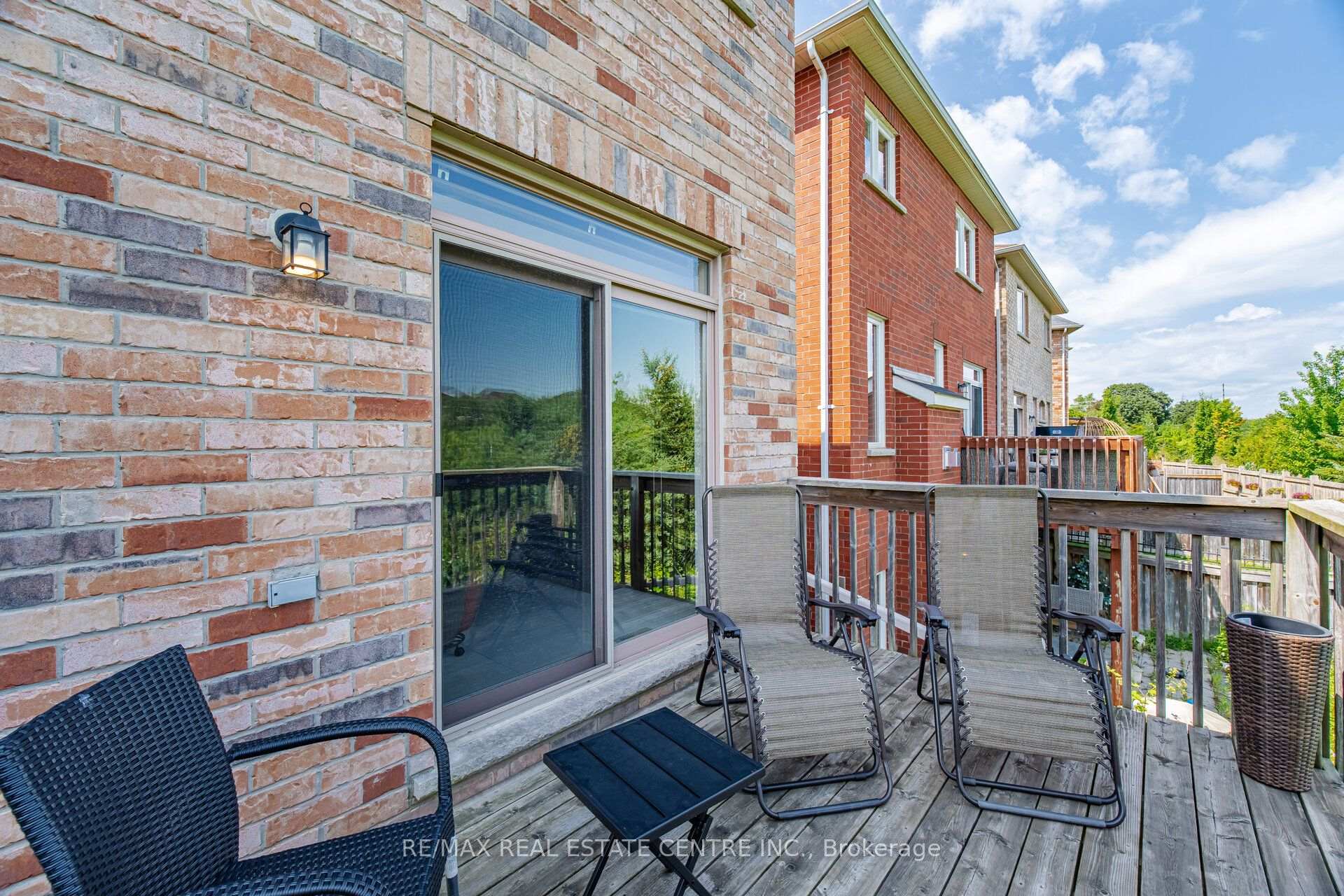 Photo 16 of 2425 Quetico Crescent, Oakville, Westmount — HOMEH