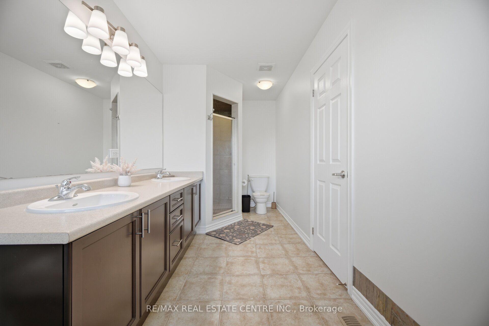Photo 26 of 2425 Quetico Crescent, Oakville, Westmount — HOMEH