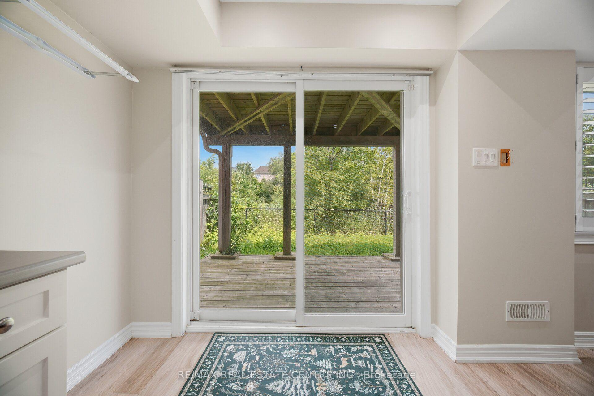 Photo 46 of 2425 Quetico Crescent, Oakville, Westmount — HOMEH
