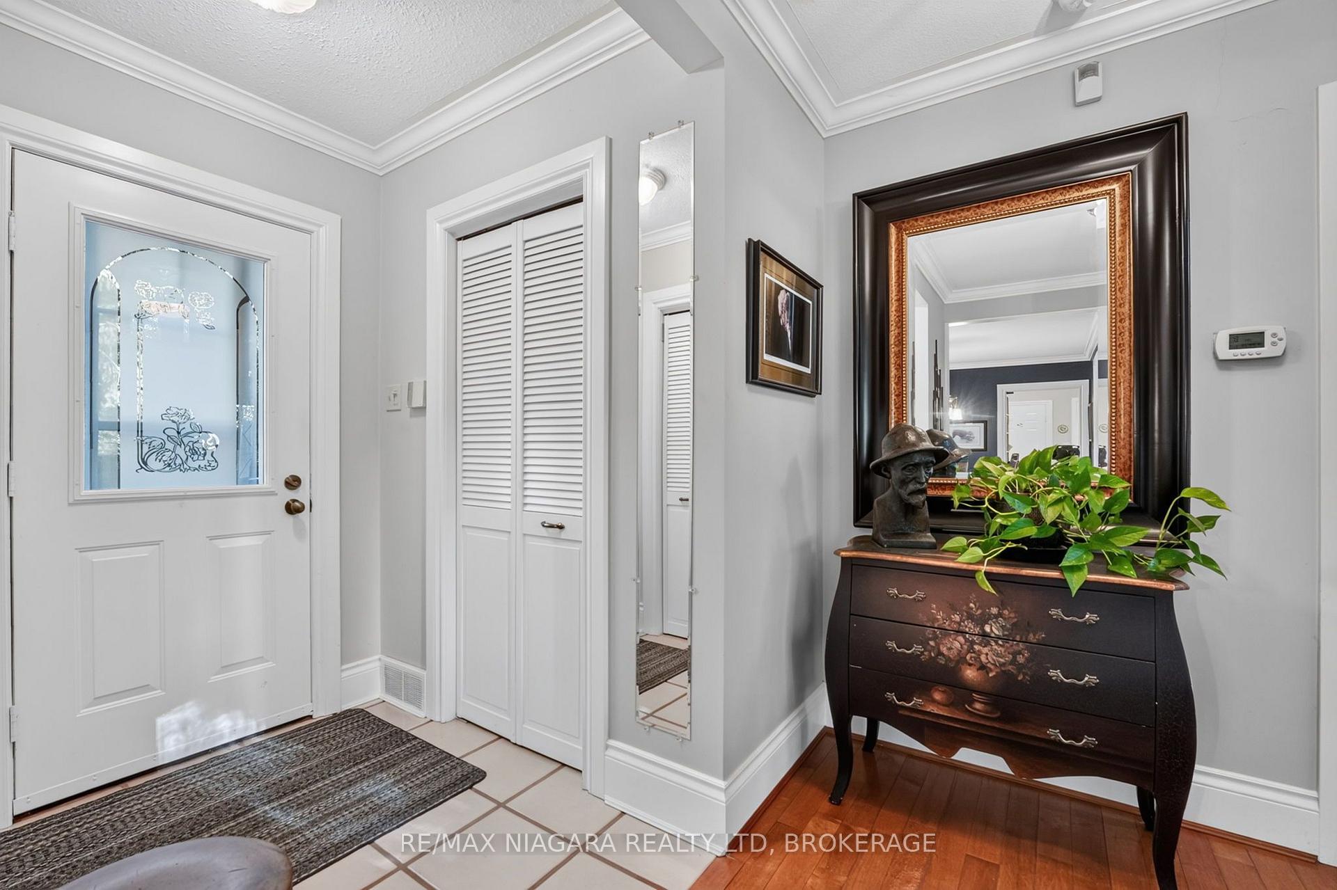 Photo 8 of 1577 Gregory Road, St. Catharines, Rural Fourth — HOMEH
