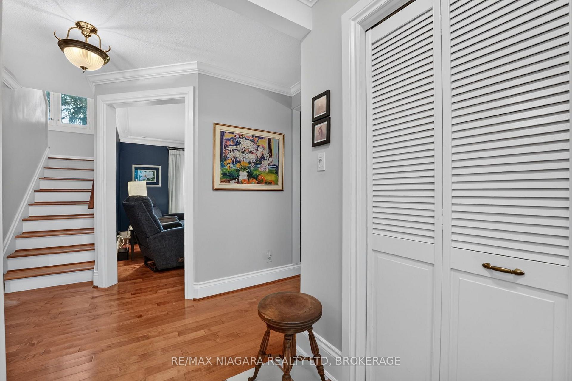 Photo 9 of 1577 Gregory Road, St. Catharines, Rural Fourth — HOMEH
